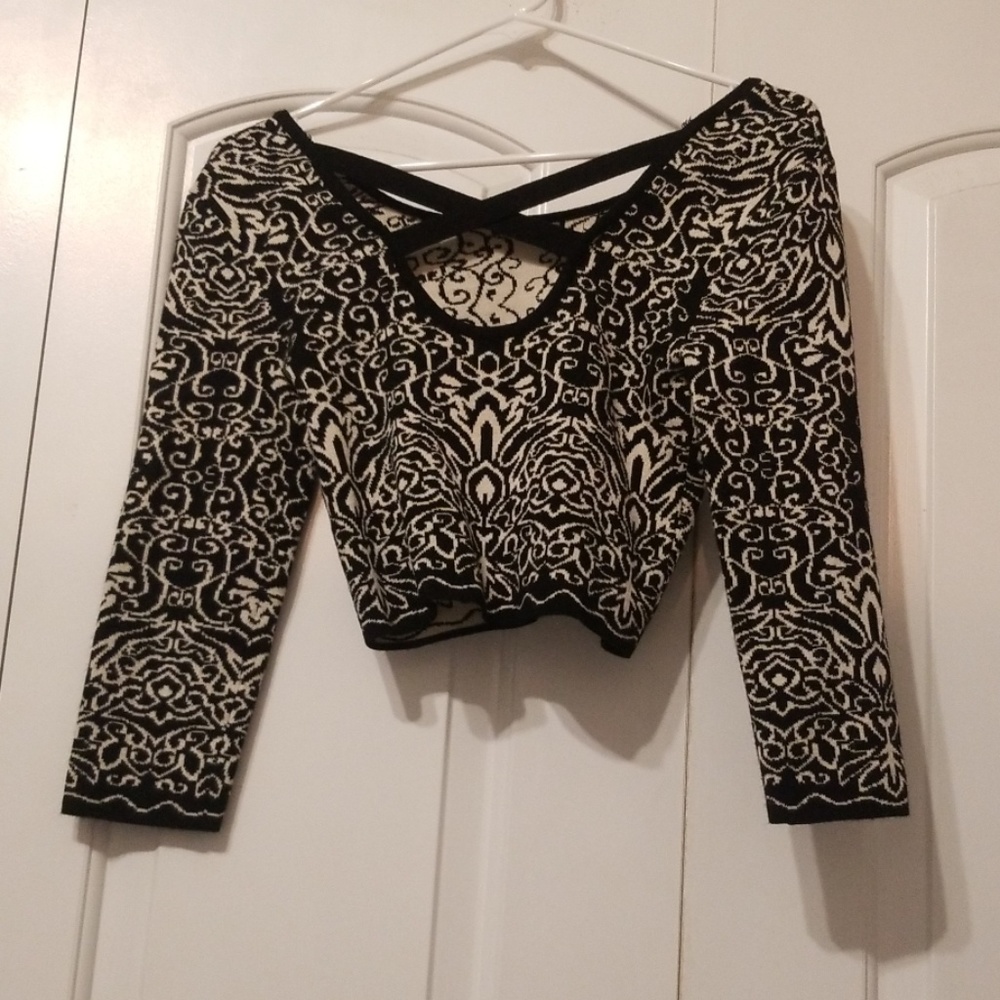 Sweater crop top